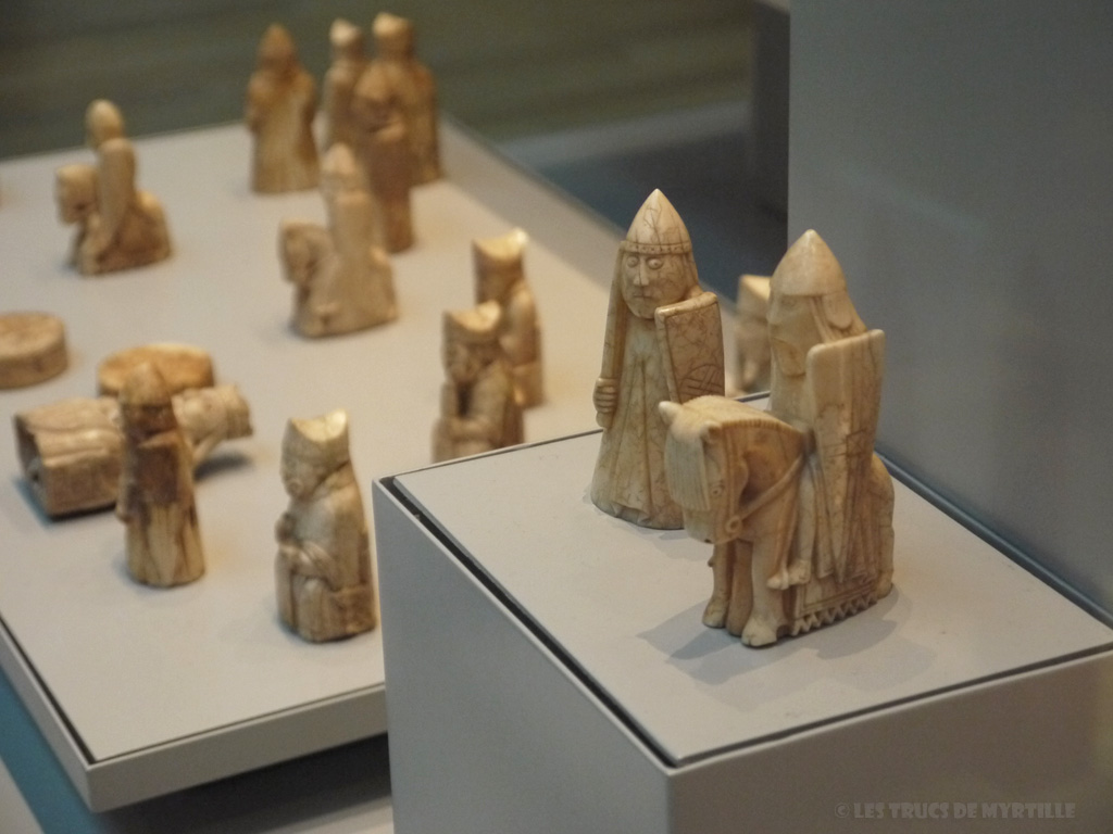 The Regency Chess Company - Pièces d'échecs de l'île de Lewis - 4 Queen