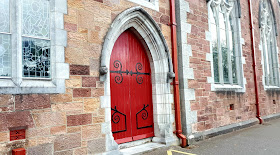 Punainen ovi, St. John's church, kirkko