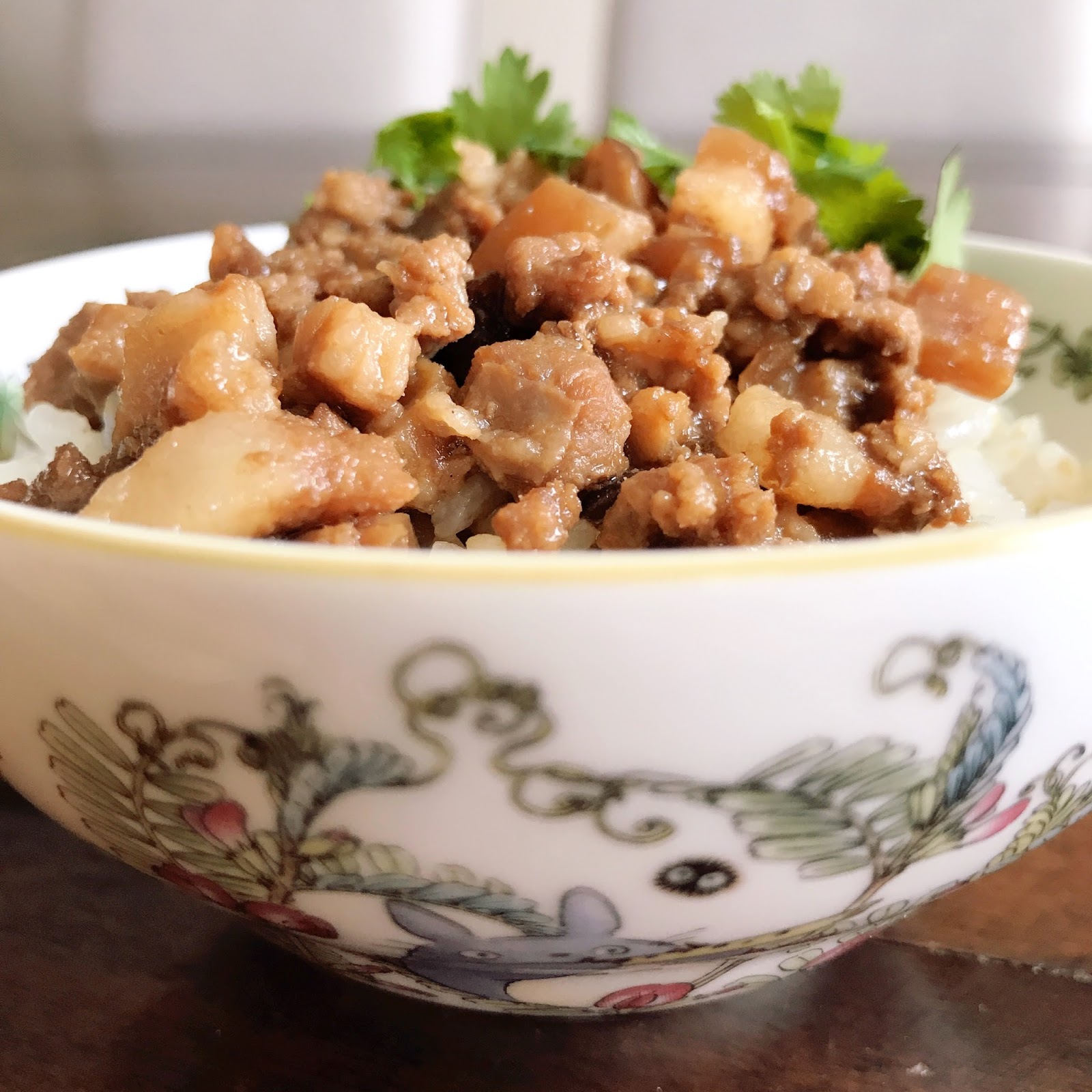 Chibitofu Taiwanese Braised Pork Belly Over Rice Lu Rou Fan 滷肉飯