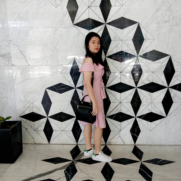 Angel Raighn Flores