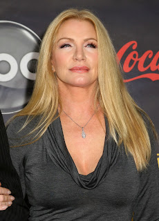 shannon tweed awards american held 2007 contactmusic nerine dress