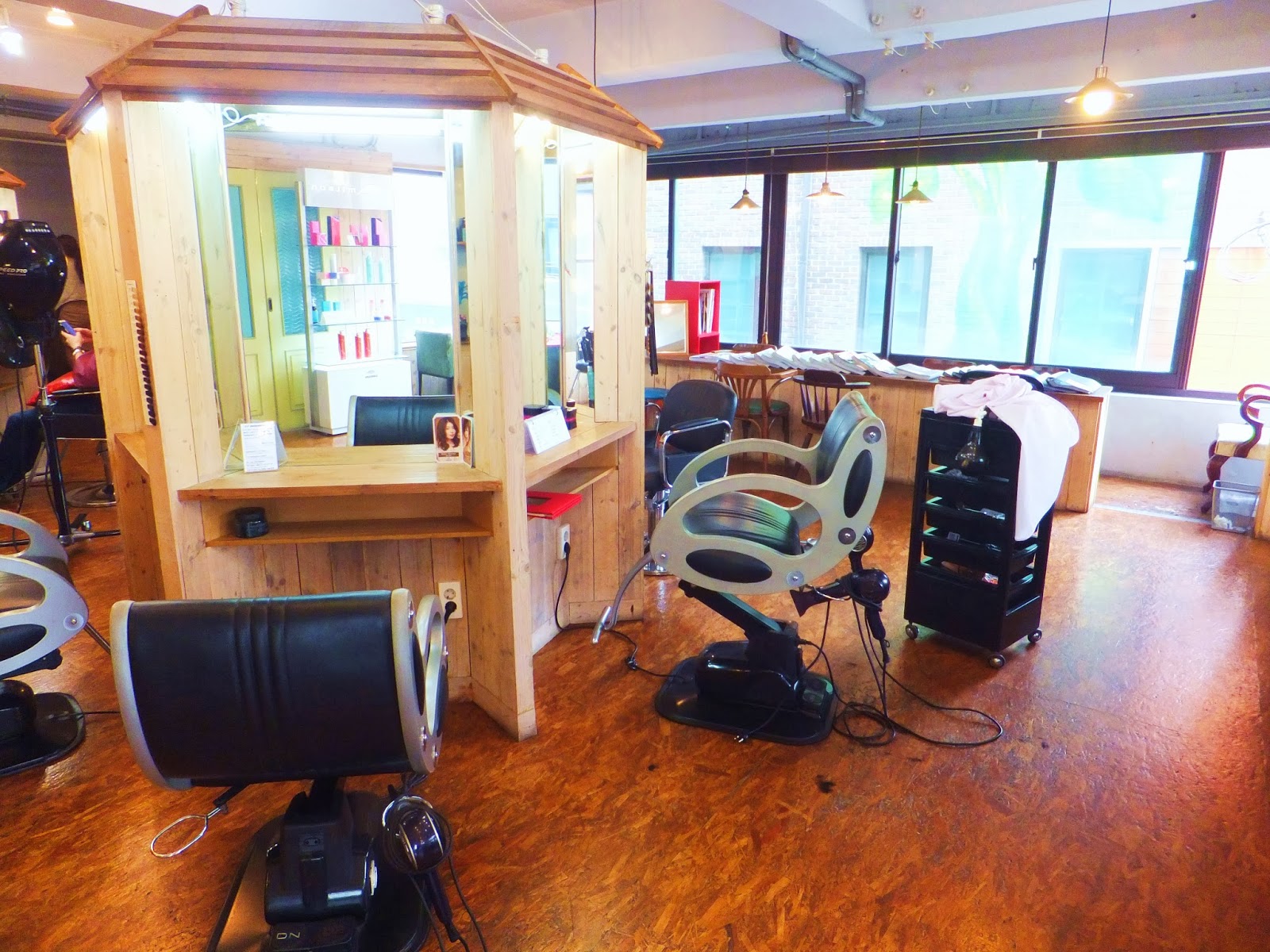 HAPPYDALKIS 7 Oct 2013 Haircut at Hongdae