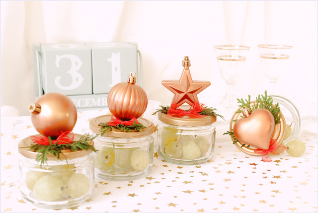 presentar-uvas-nochevieja-bote-reciclado-adornos-pegados-tapa