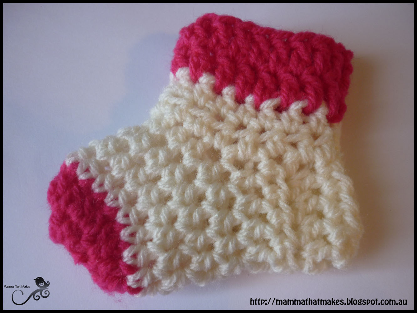Mamma That Makes Crochet socks for preemies and full term babies