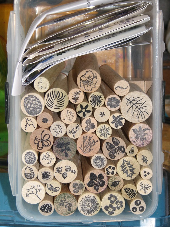 Ink Stains Peg Stamped Wreath & GiveAway!