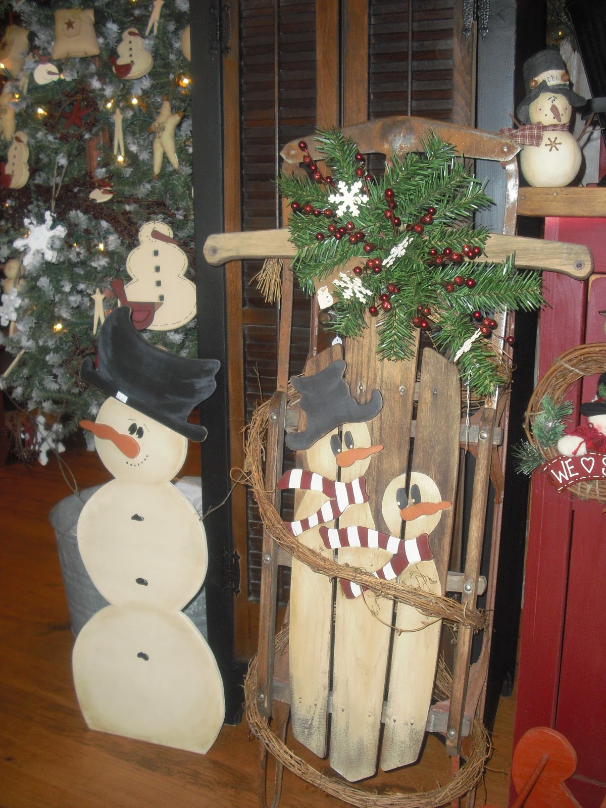 C & C Furnishings: Primtive and Country Christmas Decor
