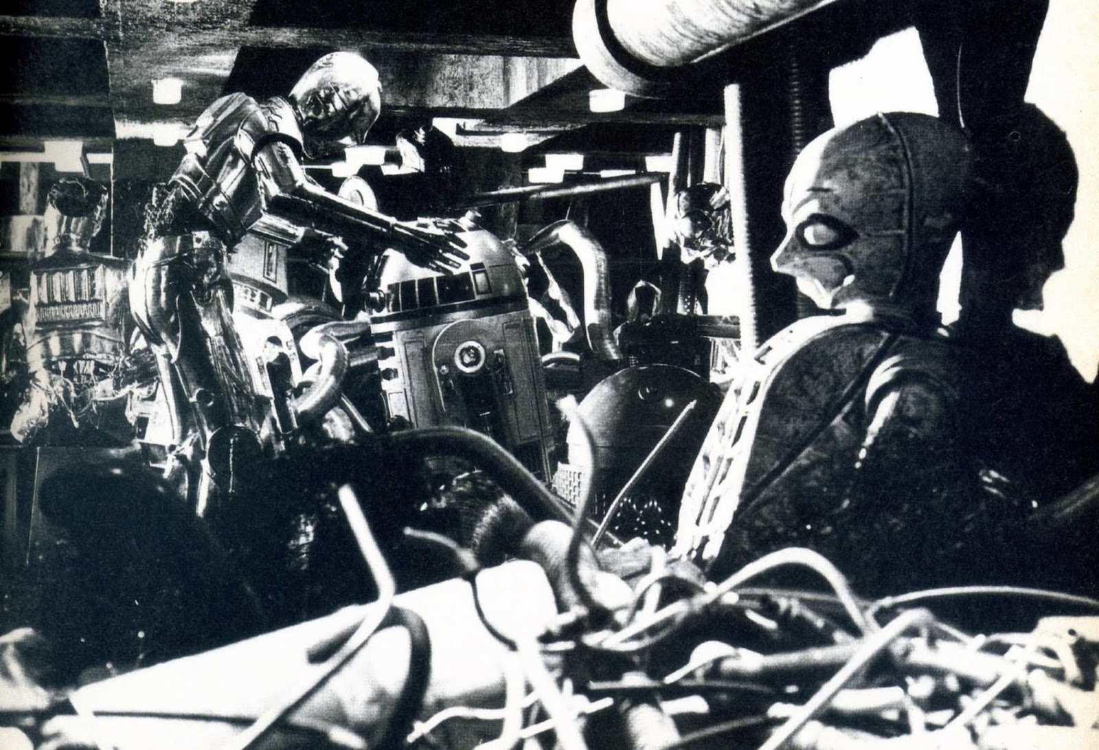 STAR WARS AFICIONADO WEBSITE 'STAR WARS' AT 40 DROID FELLOWSHIP!