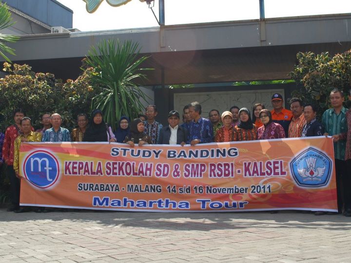 FAUZUL & MATH: Kegiatan studi banding di malang (14 - 16 Nov. 2011)