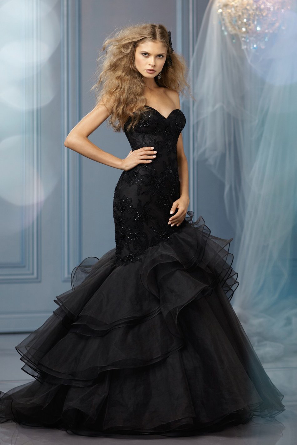 wear black dress to wedding