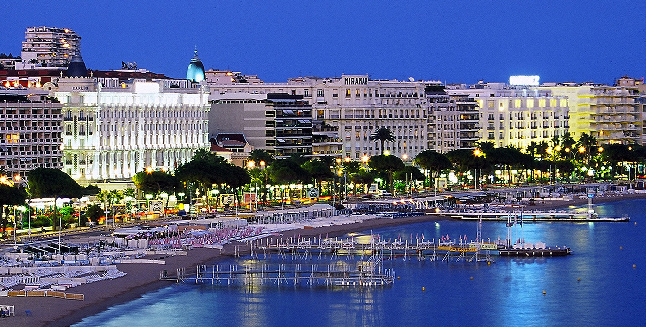 Electricien Cannes Lumière sur Cannes la nuit