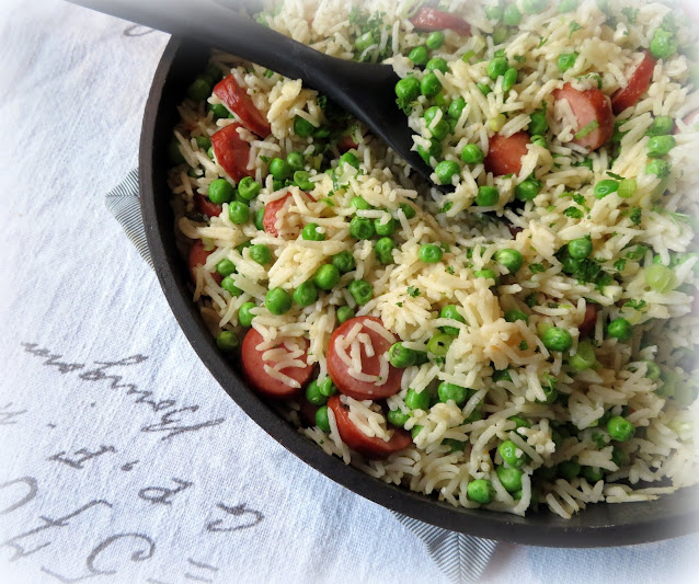 Skillet Sausage, Peas & Rice