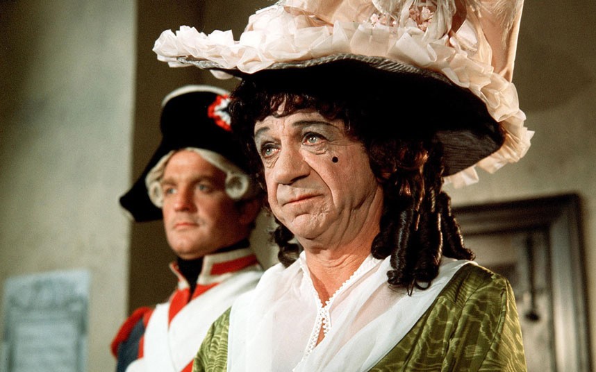 Carry On Blogging! Guest Blog My Top Five Favourite Carry On Drag Queens!