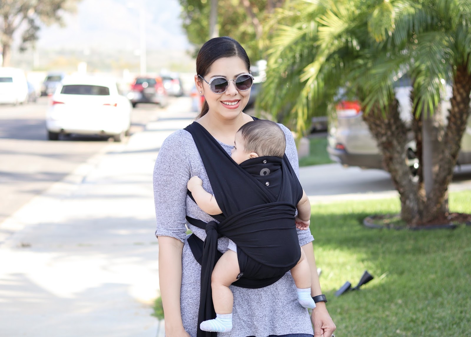 Mommy Bit: Boppy ComfyFit Baby Carrier - Lil bits of Chic