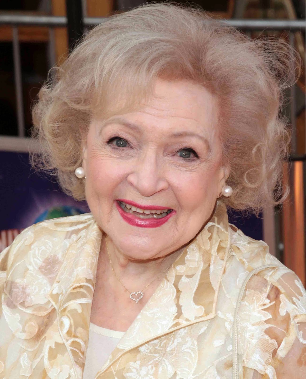BETTY WHITE IS NOT DEAD AND IS HAVING A BALL