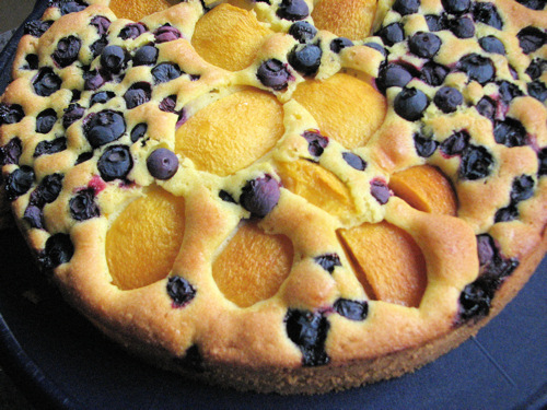Bunter Obstkuchen