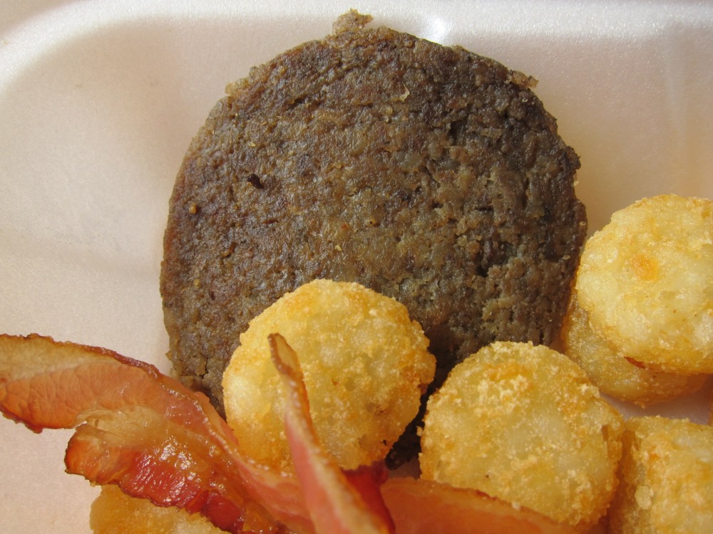 Review Carl's Jr. Hearty Breakfast Platter