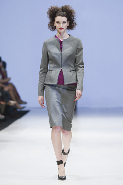 mode models blog: Marla walks for Holt Renfrew at Toronto Fashion Week!