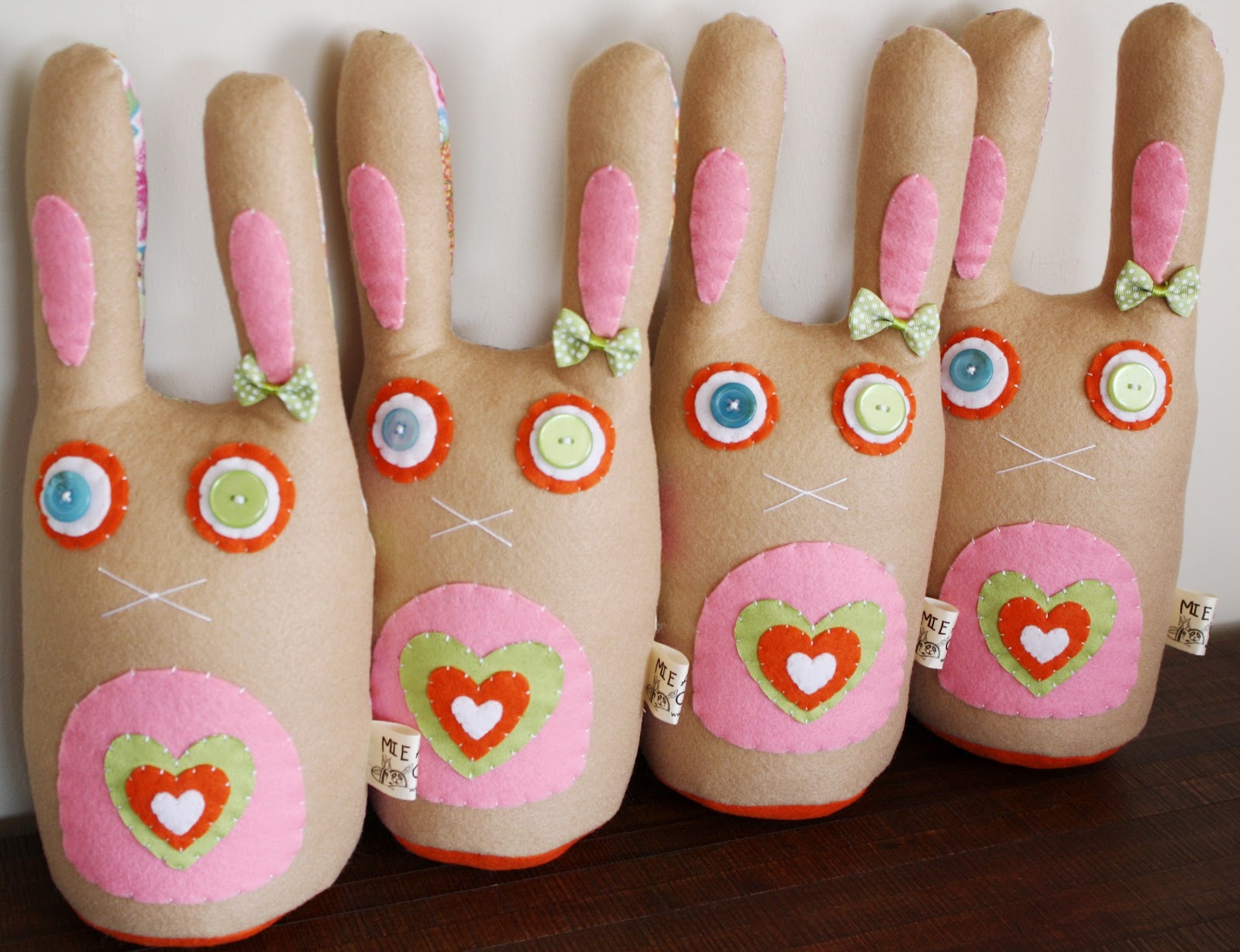 Mie's Art & Crafts: My latest little Ribbon the Rabbit is listed on Etsy!