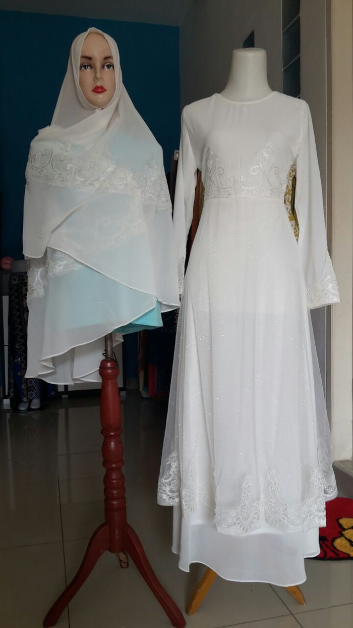 Contoh Desain Baju Pesta Warna Putih 1001desainer