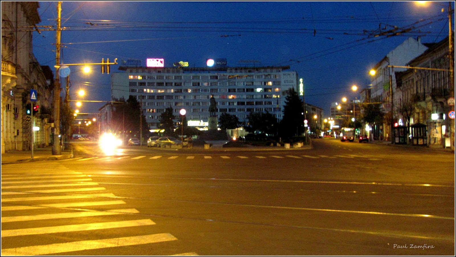 Lumea văzută din Turda ClujNapoca Piata Mihai Viteazul