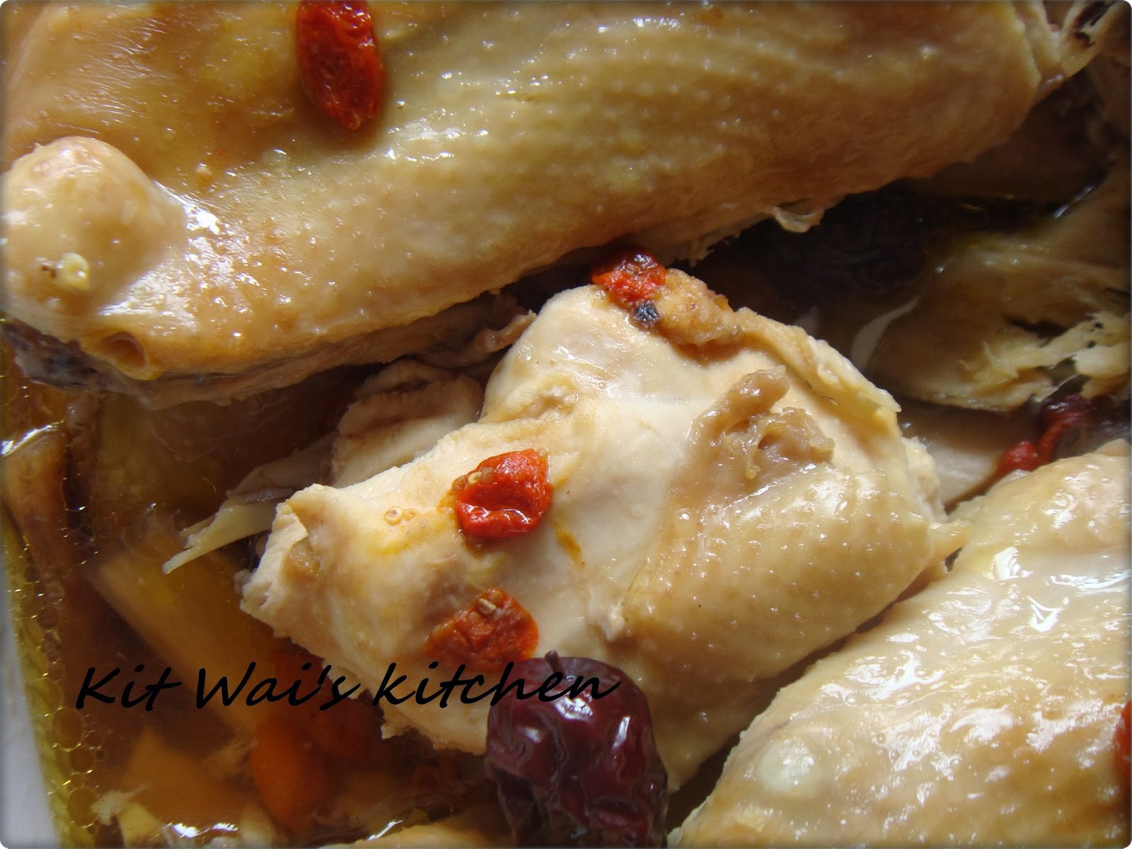 Kit Wai's kitchen 药材鸡精蒸鸡 Steamed Chicken with Herbal & Chicken Essence