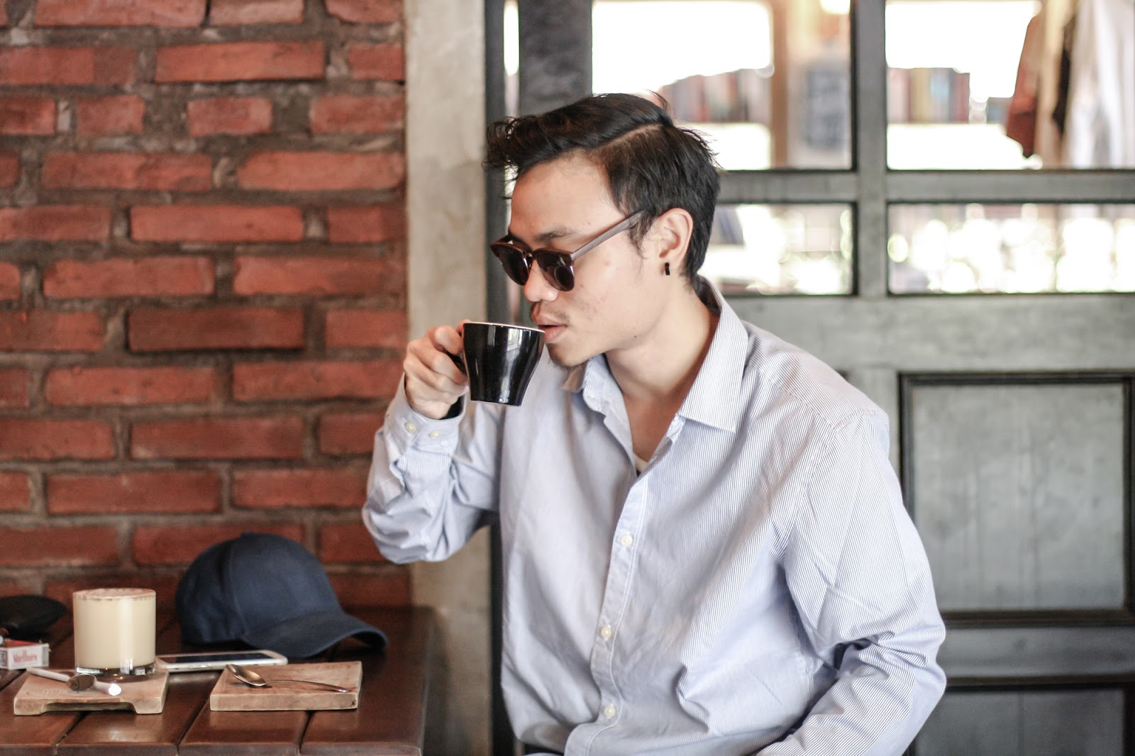 pison coffee shop seminyak Style Frontier