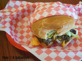 J's Burgers in Paso Robles - A Review 
