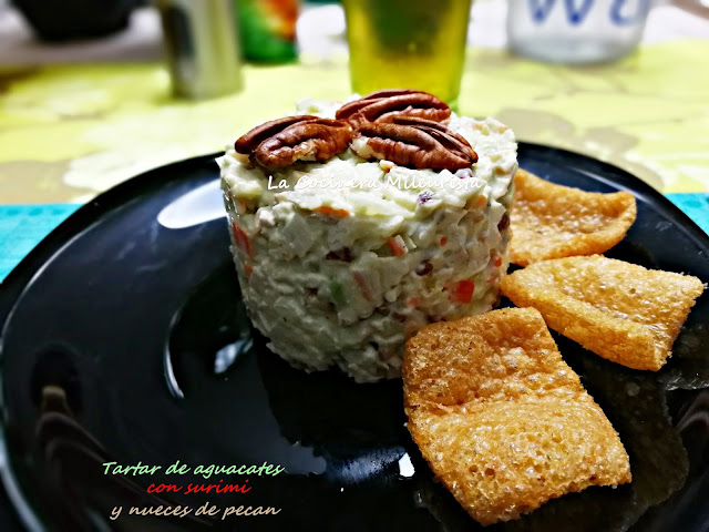 Tartar de aguacates con surimi y nueces de pecan