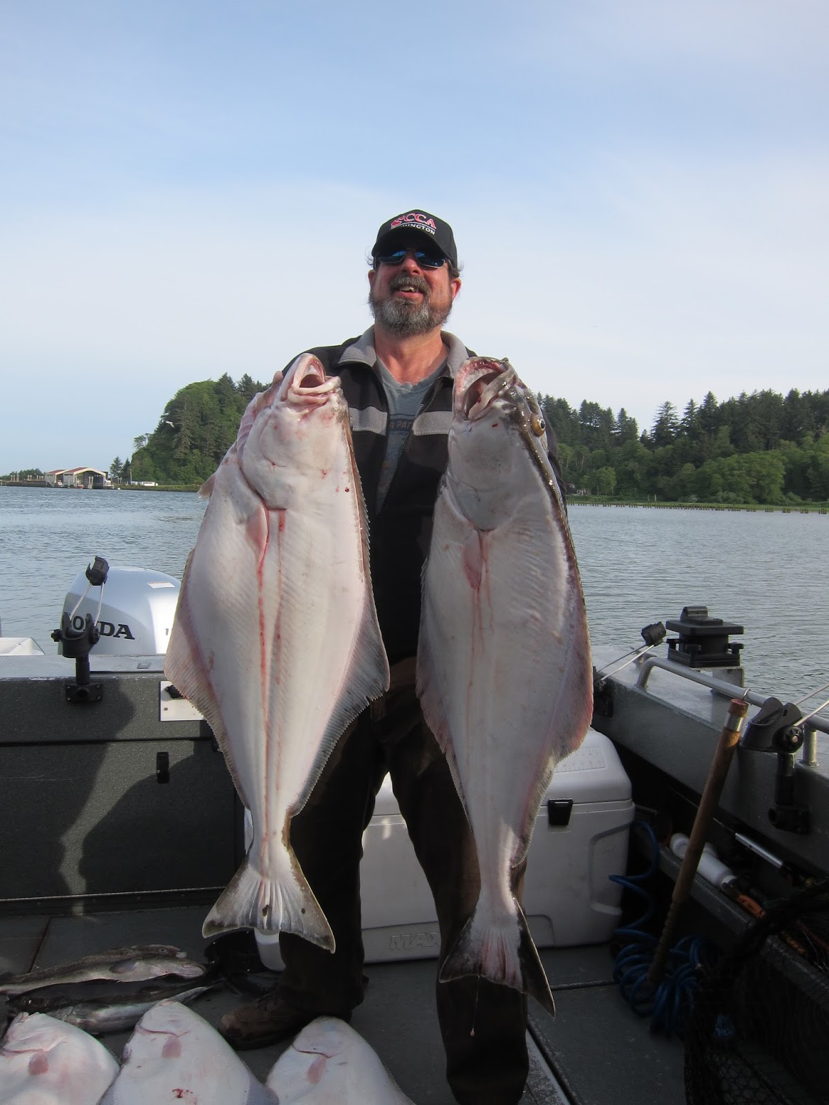 Todds Extreme Fishing ilwaco halibut, salmon & sable fish