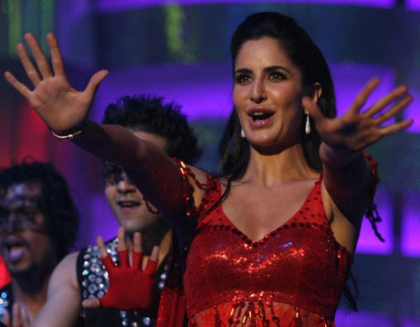 Katrina Kaif - Katrina Kaif's red hot performance at Big IMA Awards - No Watermark