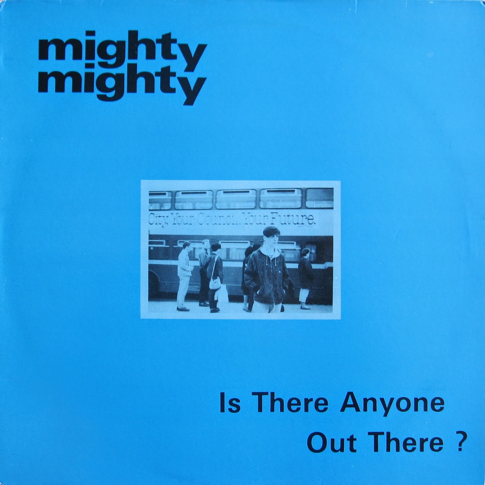 Гарольд лоу титаник. Соларстоун. Anybody out there hardwell обложка. Is there anyone out there. 4а is there anybody out there workbook ответы to the top.