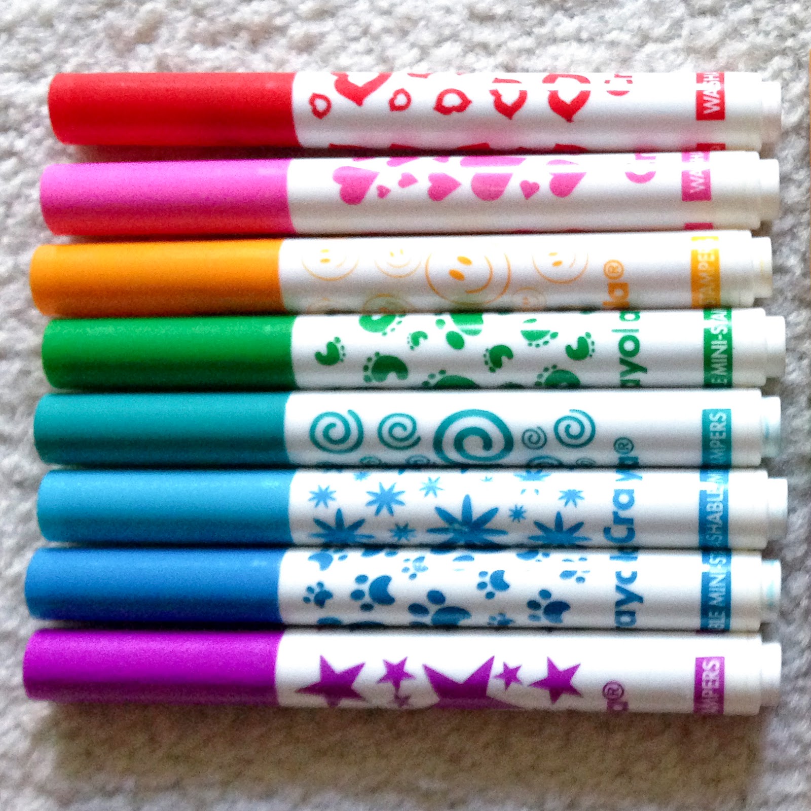 8 Stamper Markers different colours Stamp on each pen Star, Smiley, Heart 