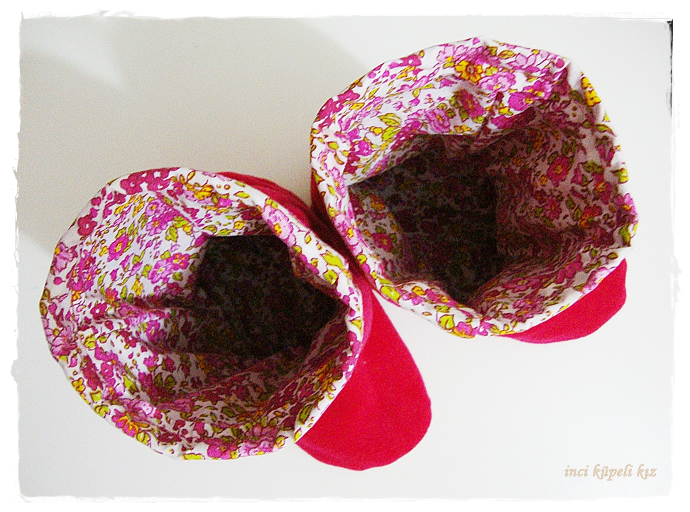 inci küpeli kız ev botu