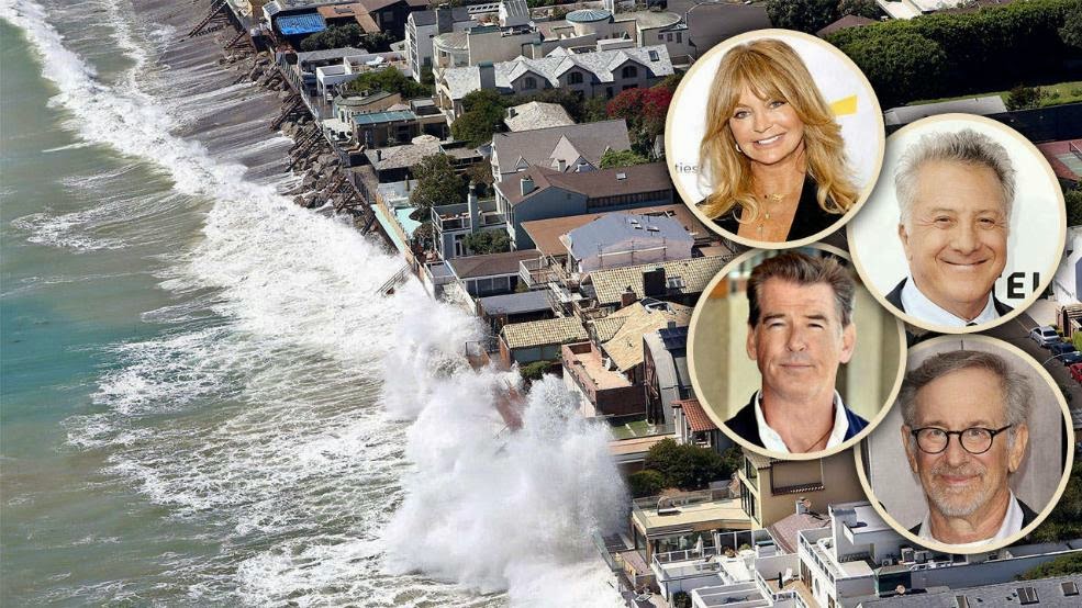 USNachrichten.de METERHOHE WELLEN AM STRAND VON MALIBU PromiVillen