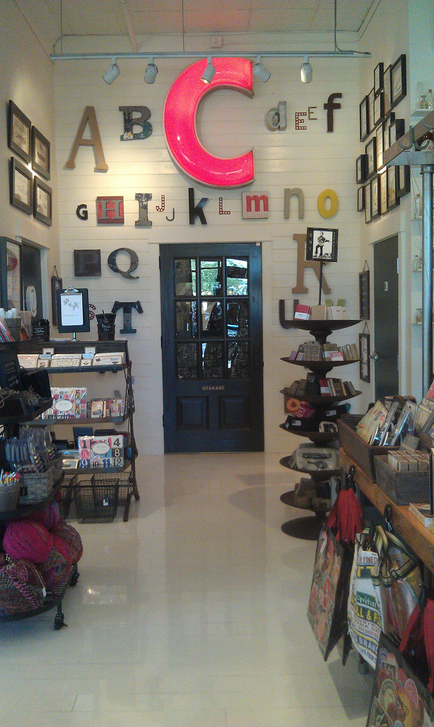 FOCAL POINT STYLING AROUND TOWN Design Lab Mesa, AZ