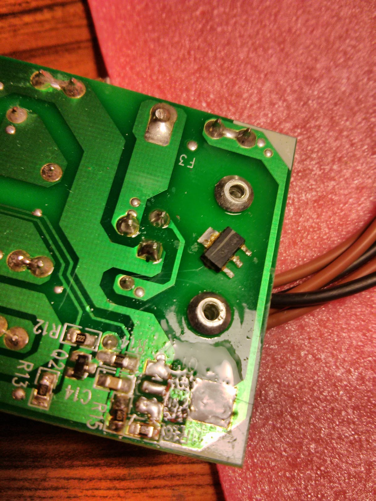 Fix Electronic Devices: [SOLVED] Primera entrada y primeros problemas