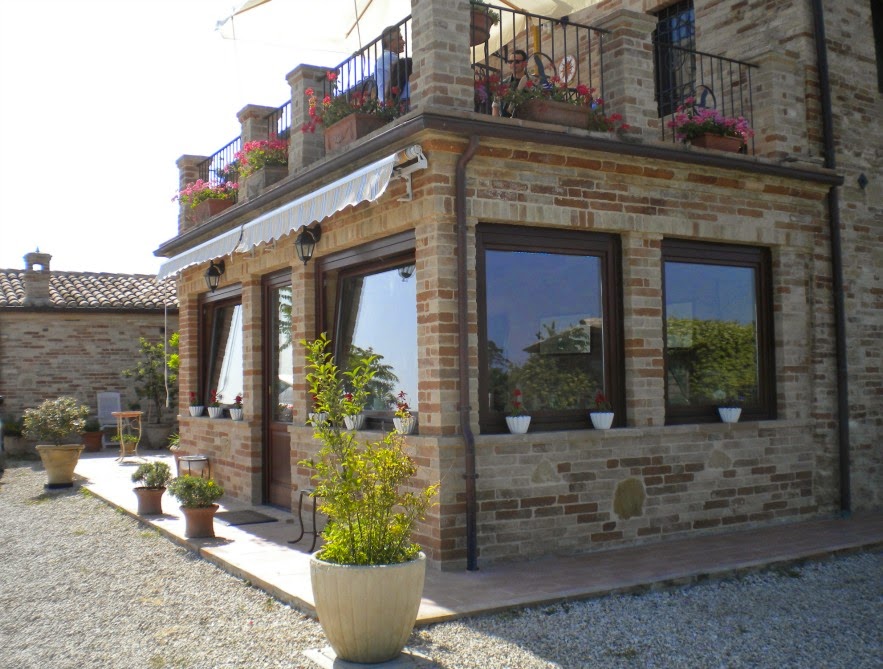 Vini di confine Ristorante Colle dei Falchi a Fermo