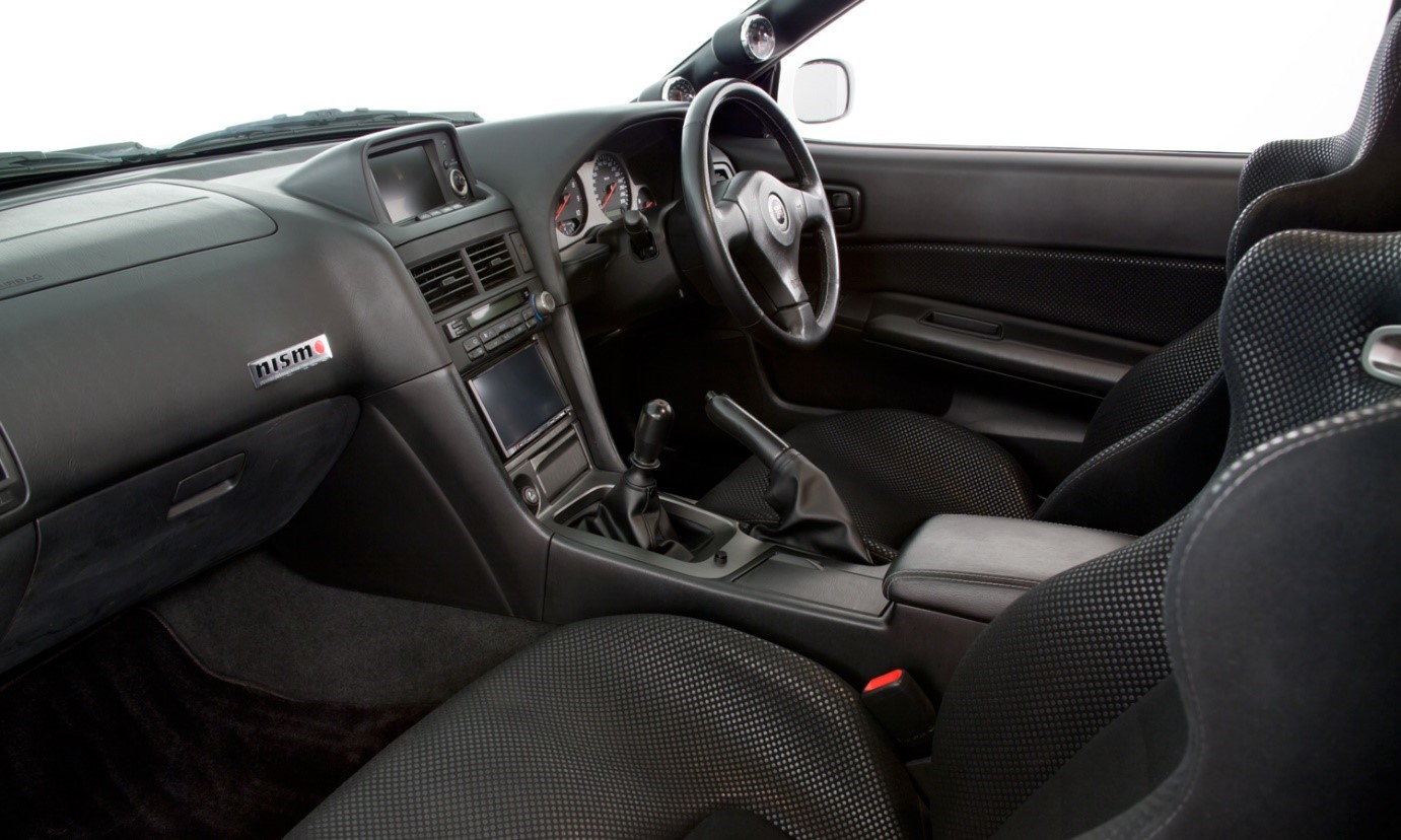 Nissan Skyline r34 z Tune салон