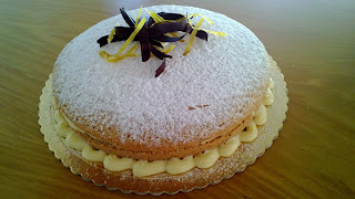 torta con semi di papavero e mousse di agrumi