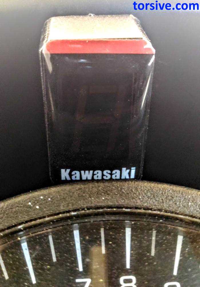 Kawasaki Ninja 300 Gear Indicator Installation and Review torsive