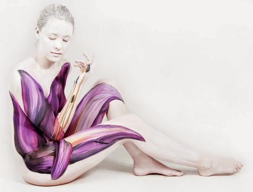 08-Gesine-Marwedel-Living-Art-in-Body-Painting-www-designstack-co