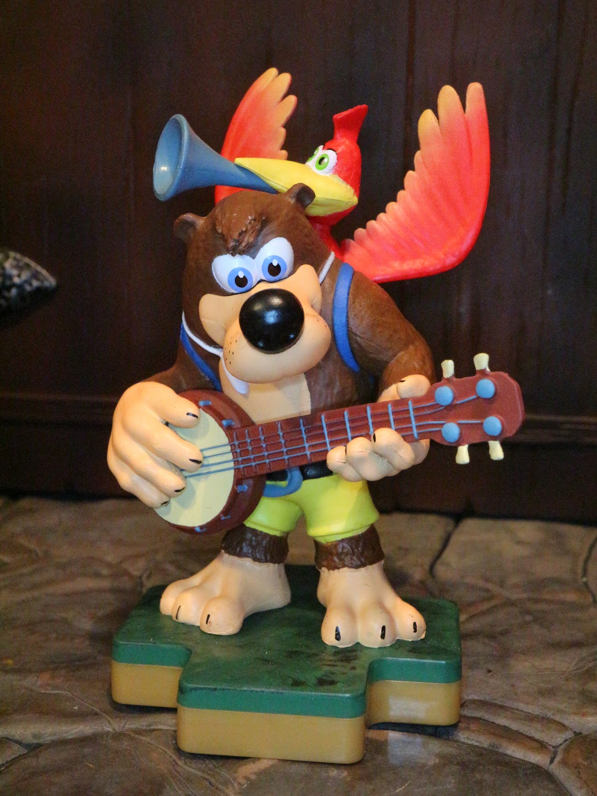 Action Figure Barbecue Toy Review BanjoKazooie from Totaku by ThinkGeek