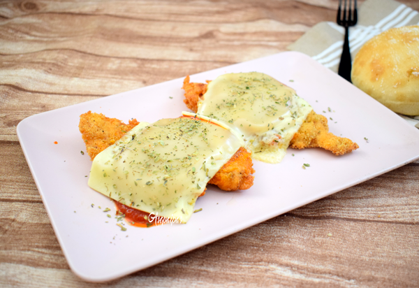 Filetes de Pollo a la Napolitana. Vídeo Receta Filetes de Pollo a la Napolitana. Vídeo Receta