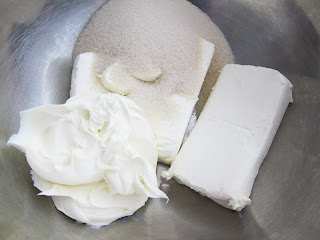 Bloatal Recall: Mascarpone Cheesecake with Berries