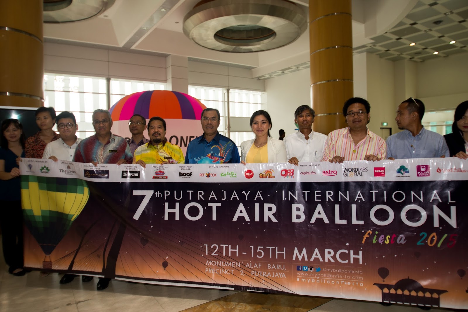 Group photo of 7th Putrajaya International Hot Air Balloon Fiesta 2015 organisers, sponsors and partners