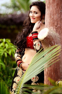 Actress+Urvashi+shoots++with+Frank+Frank