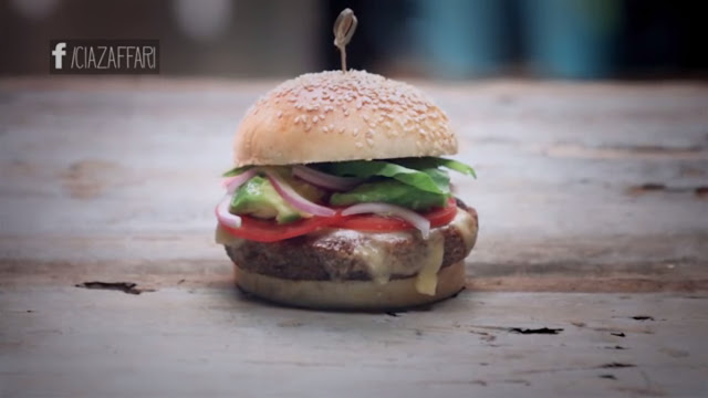 Como fazer hambúrguer vegetariano passo a passo (vídeo)