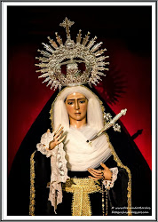 María Santísima del Dulce Nombre vestida de Luto.