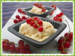 Inghetata de ananas si coacaze rosii