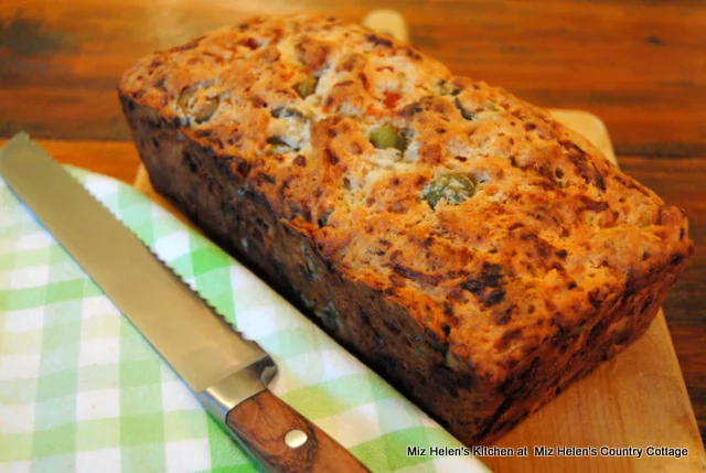 Cheesy Olive Beer Bread at Miz Helen's Country Cottage